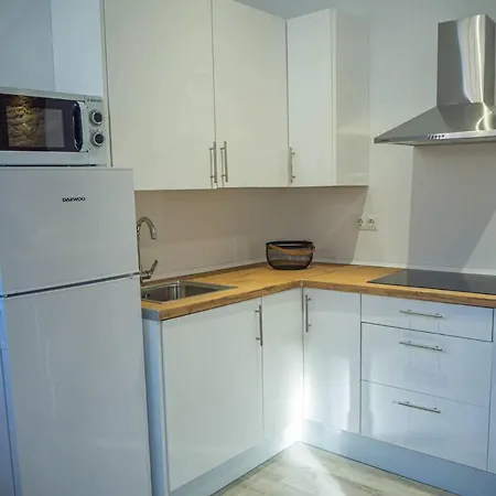 Private House - La Puerta Azul Holiday home *